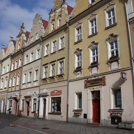 Red Bike Old Town Apartment Opole Ngoại thất bức ảnh
